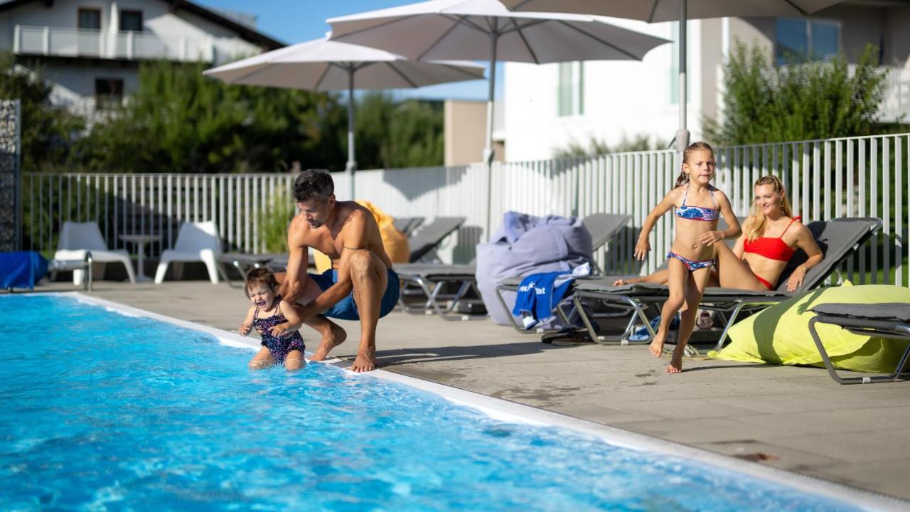 Ferienpark Scheiber Unterburg am Klopeiner See Eksteriør billede