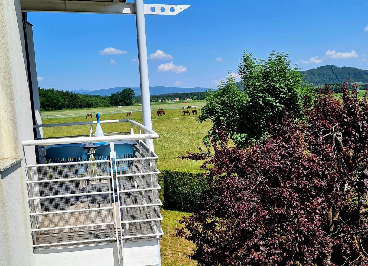 Ferienpark Scheiber Unterburg am Klopeiner See Eksteriør billede